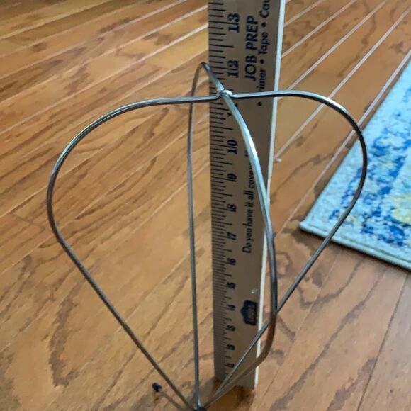 Vintage hat/wig stand  - Picture 2 of 5